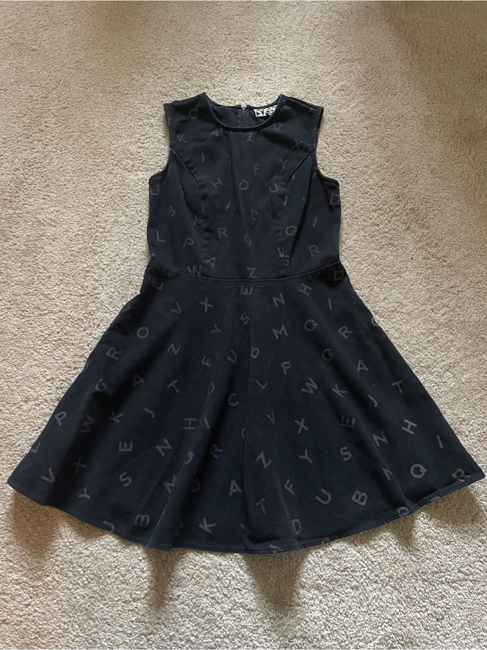 Dusen Dusen Alphabet Dress Black size 8